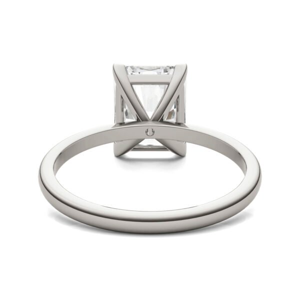 RADIANT CLASSIC SOLITAIRE ENGAGEMENT RING