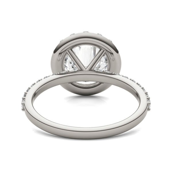 ROUND BRILLIANT ELEVATED HALO